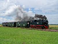 Zug bei der Scheinanfahrt vor dem Gleisdreieck Siersleben