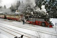 Sonderzug mit Dampflok 99 7242 im Bahnhof Schierke