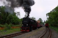 Zugkreuzung im Bahnhof Straberg; Planzug mit Lok 99 7237