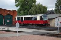 Triebwagen 187 015 als Reserve abgestellt vor dem Gernröder Lokschuppen am 28.08. 2010