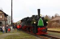 Ankunft des Nikolauszuges im Bahnhof Harzgerode