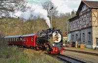 Ankunft des „Dämonen-Express“ im Bahnhof Mägdesprung